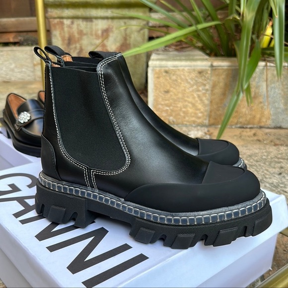 GANNI MID CHELSEA BOOTS - Picture 7 of 7